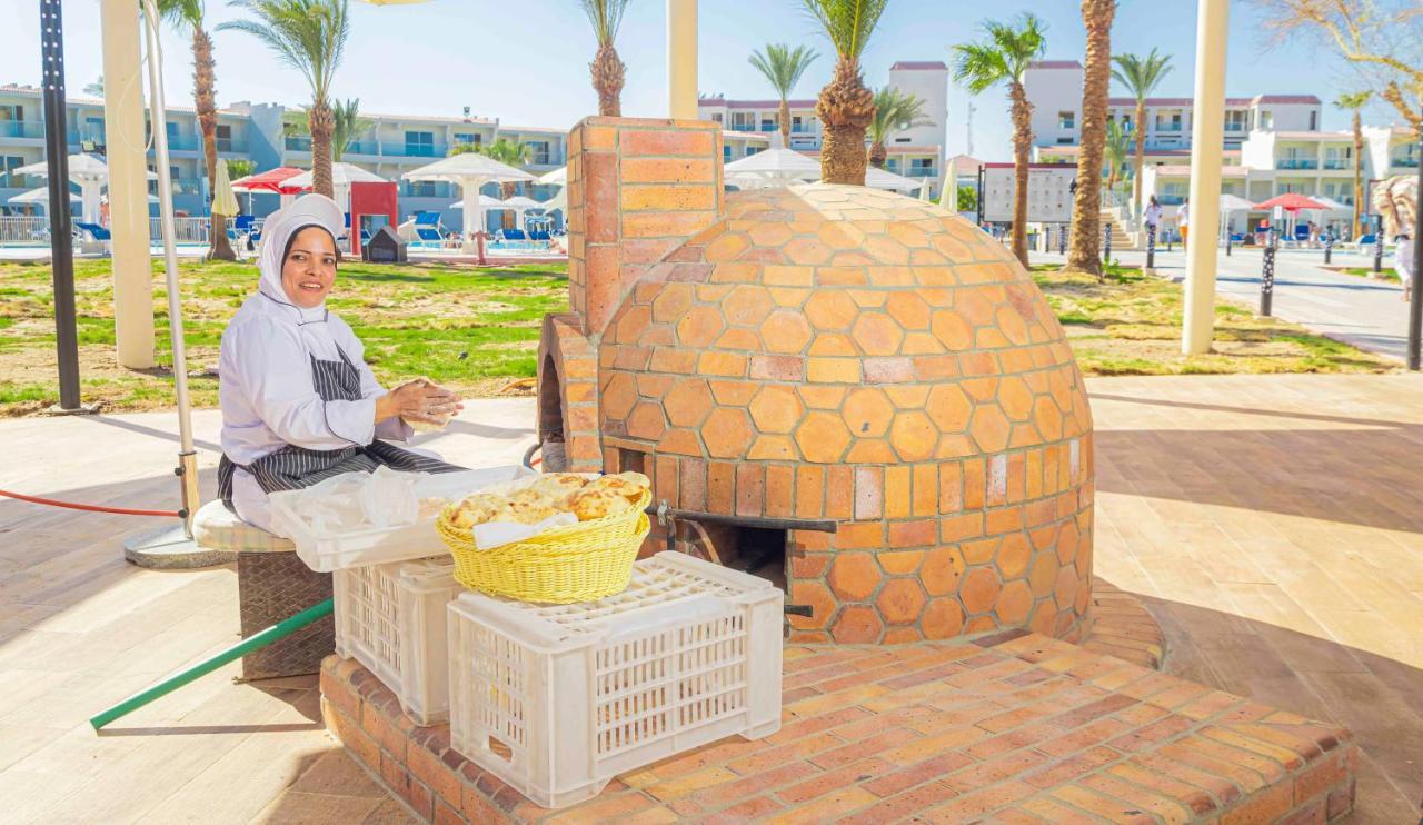 Amarina Abu Soma Resort & Aquapark フルガダ エクステリア 写真