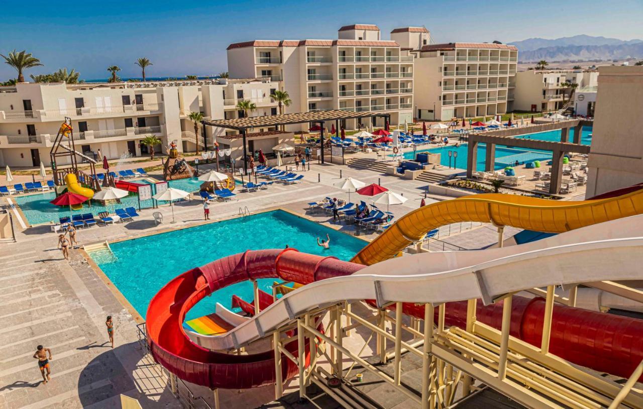 Amarina Abu Soma Resort & Aquapark フルガダ エクステリア 写真