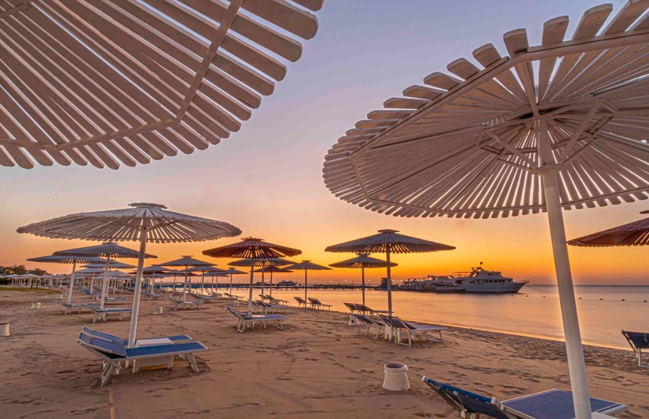 Amarina Abu Soma Resort & Aquapark フルガダ エクステリア 写真