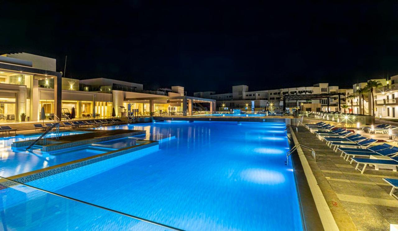 Amarina Abu Soma Resort & Aquapark フルガダ エクステリア 写真